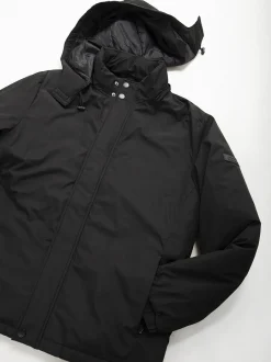 Blusão acolchoado preto com capuz