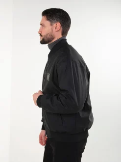 Bomber preto com forro pelo