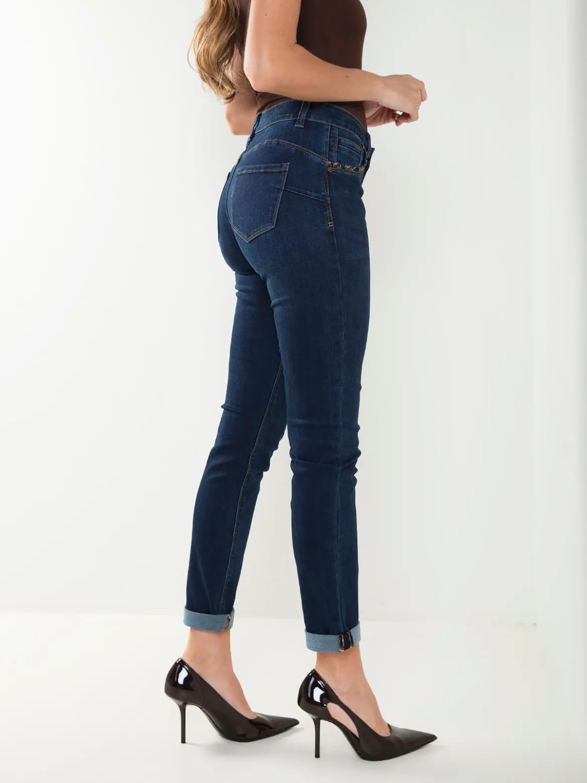 Calças ganga push-up com animal print