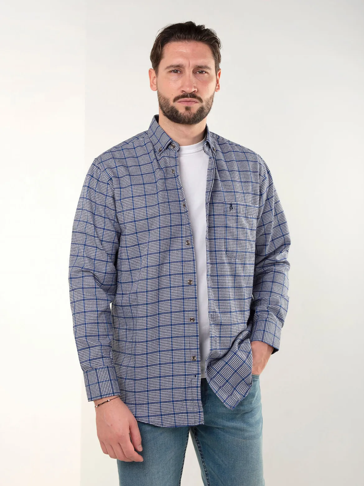Camisa xadrez azul com bordado