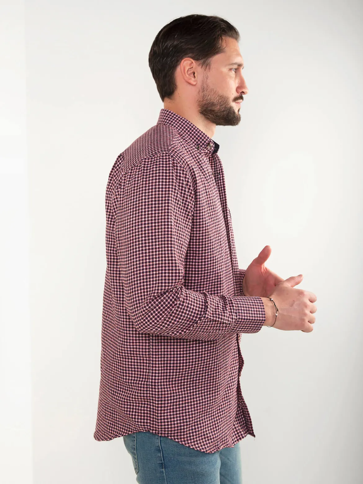 Camisa xadrez bordeaux com bordado