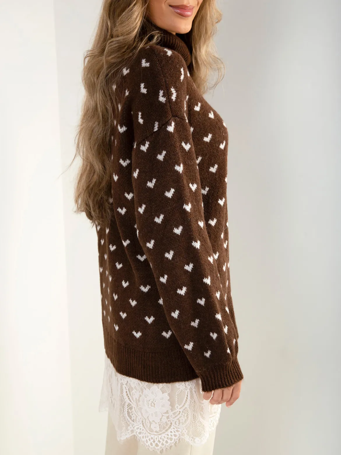 Camisola malha com corações e renda