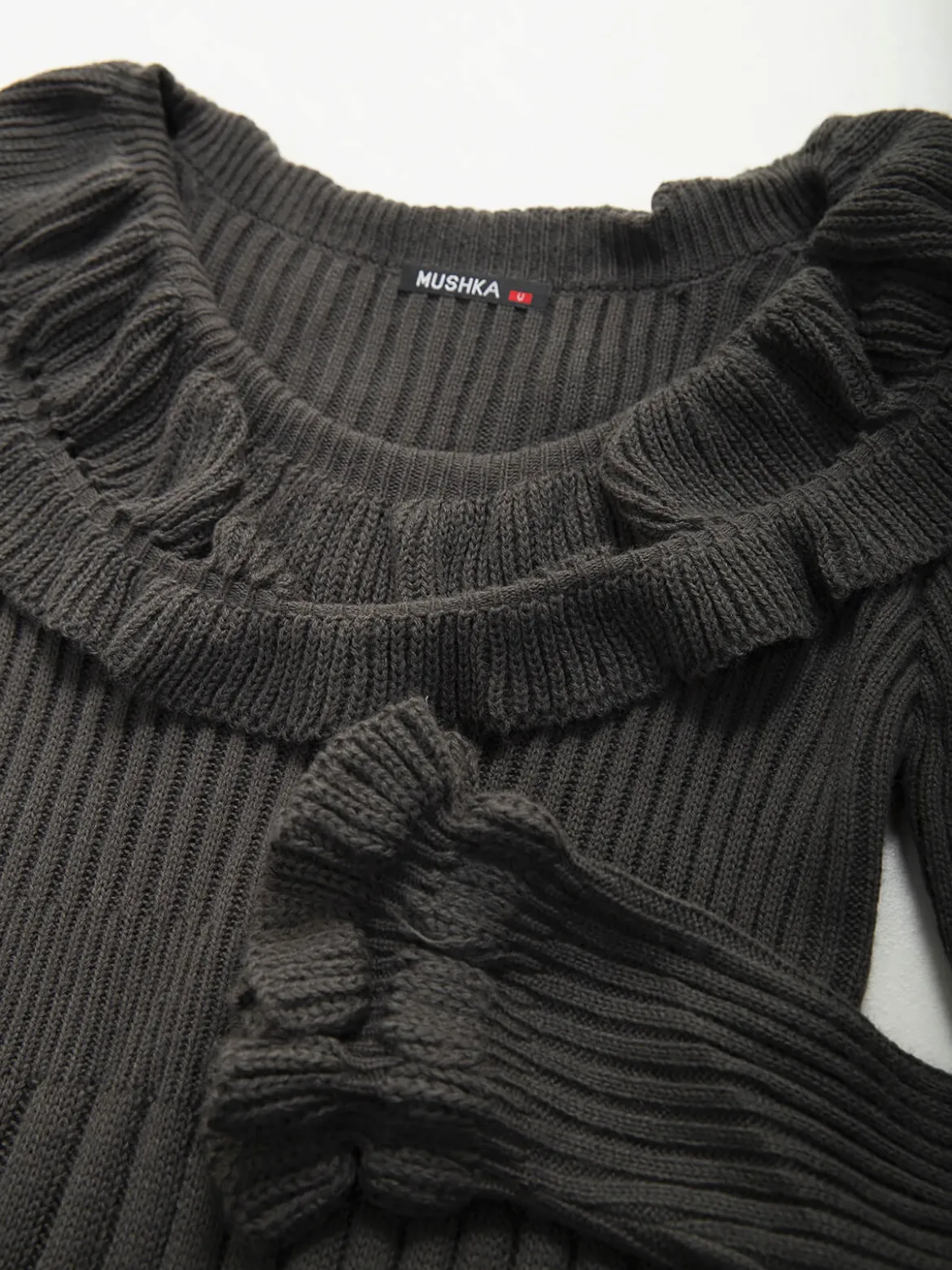 Camisola malha com folhos