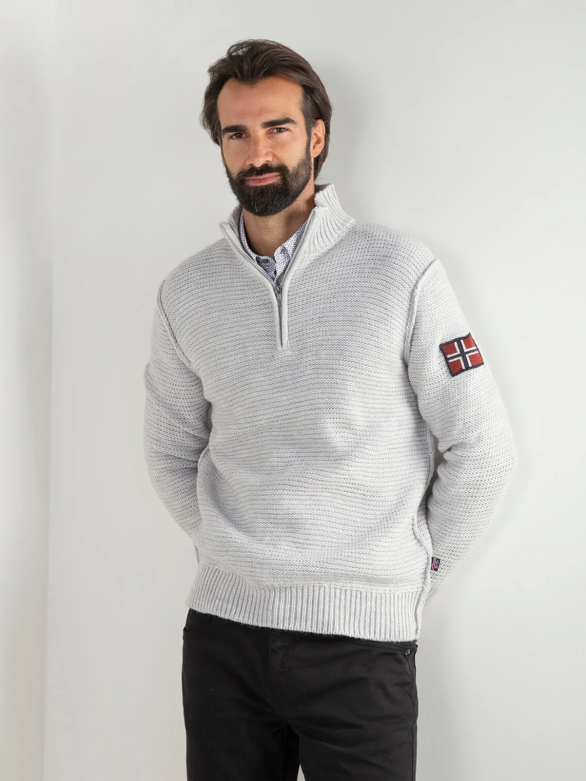 Camisola malha estruturada com fecho