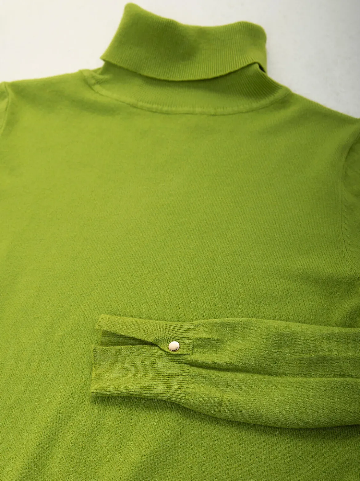 Camisola malha fina com abertura