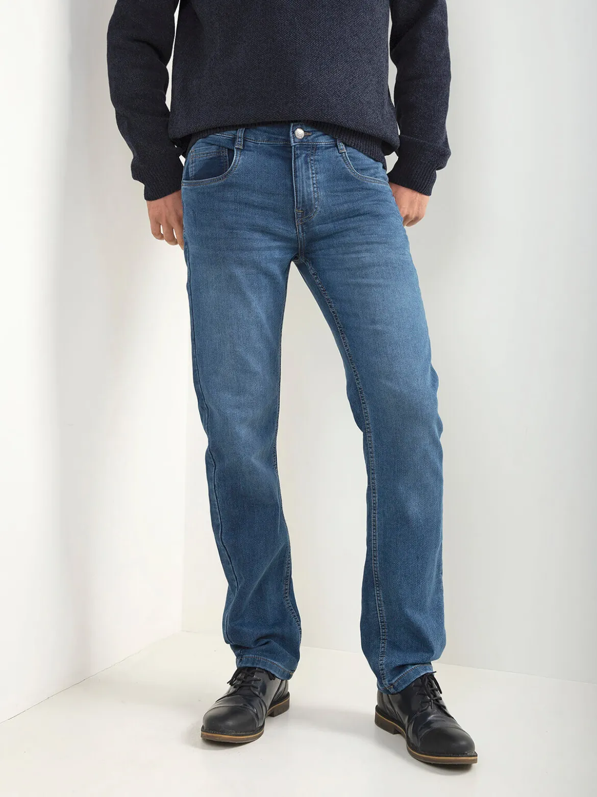 Jeans azul escuro regular fit
