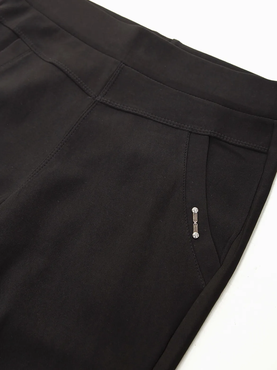 Leggings pretas cintura alta com bolsos