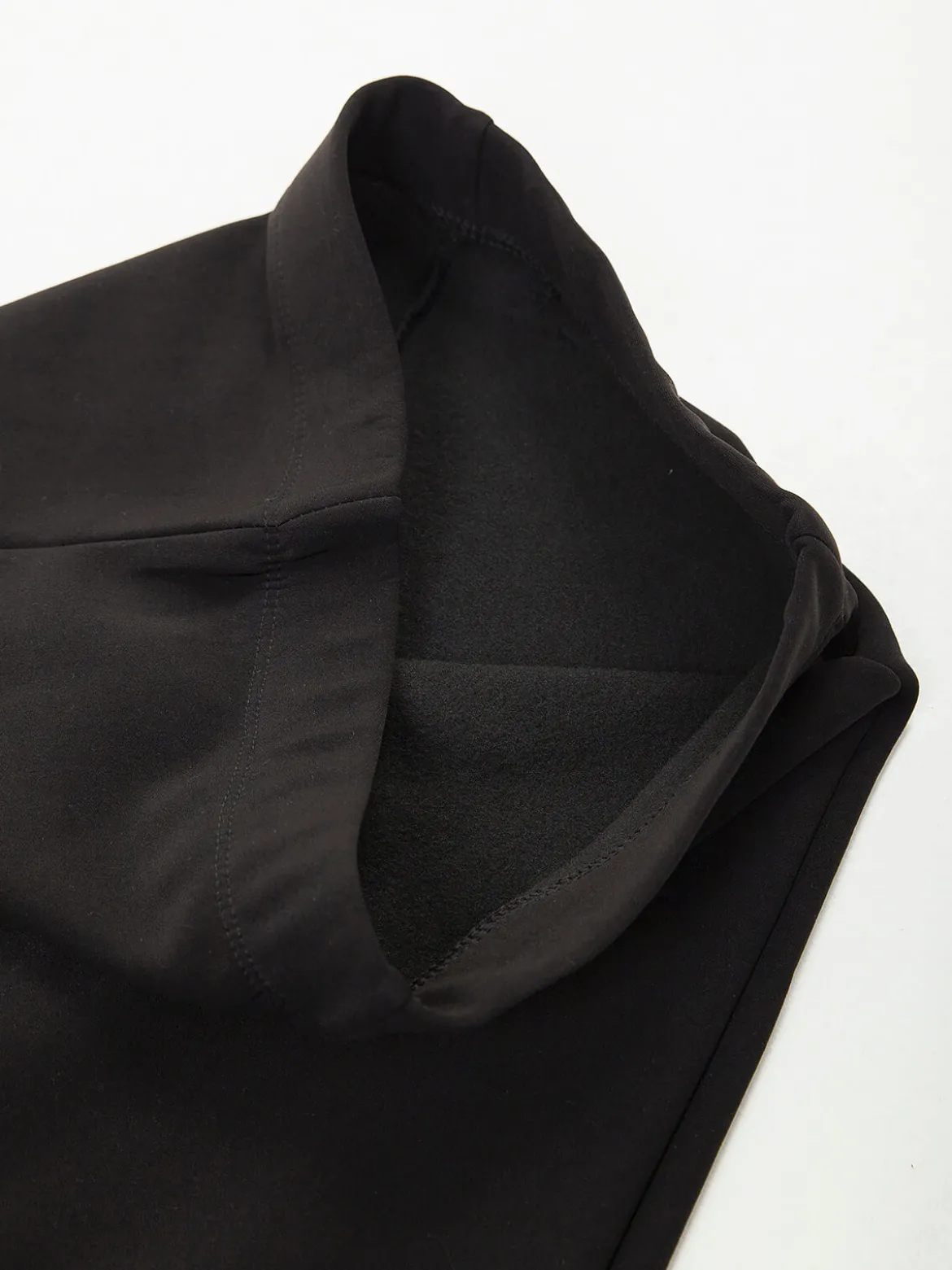 Leggings pretas térmicas de cintura alta