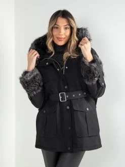 Parka acolchoada com cinto