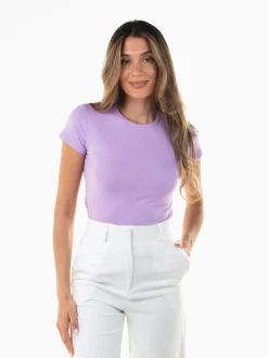 T-shirt básica manga curta