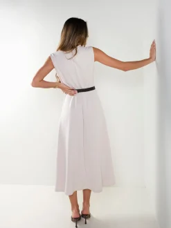 Vestido midi halter com cinto